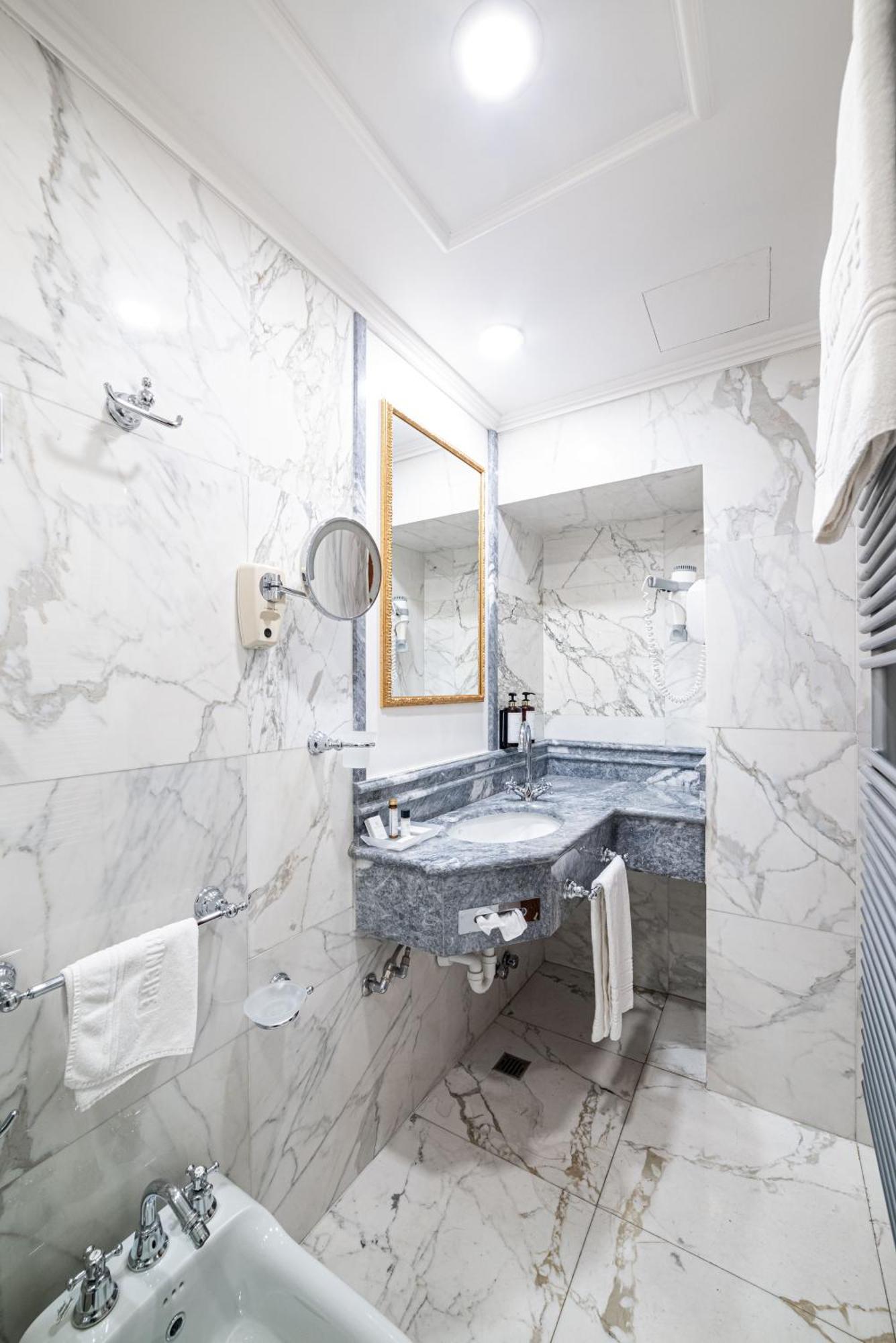 Hotel Principe di Piemonte Cuneo Esterno foto